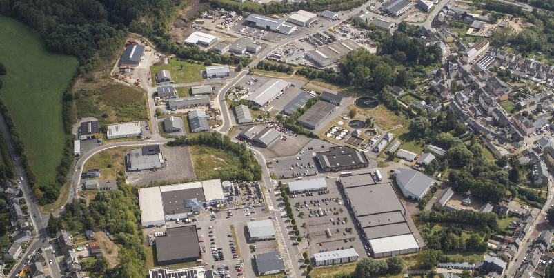 Un nouveau centre de services pour les entreprises à Athus : la Wallonie et l’Europe soutiennent la relance économique du sud-Luxembourg